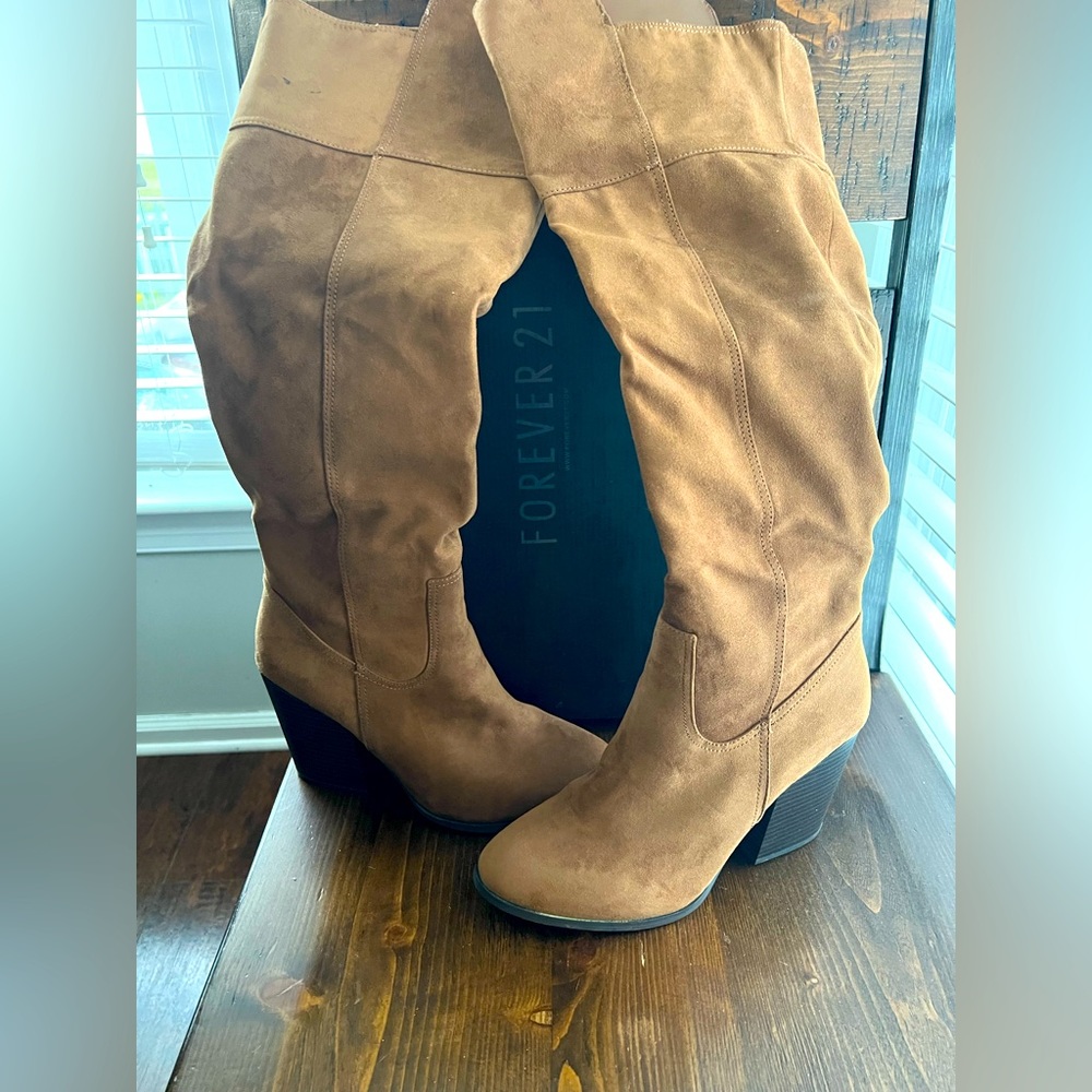 Over the knee boot